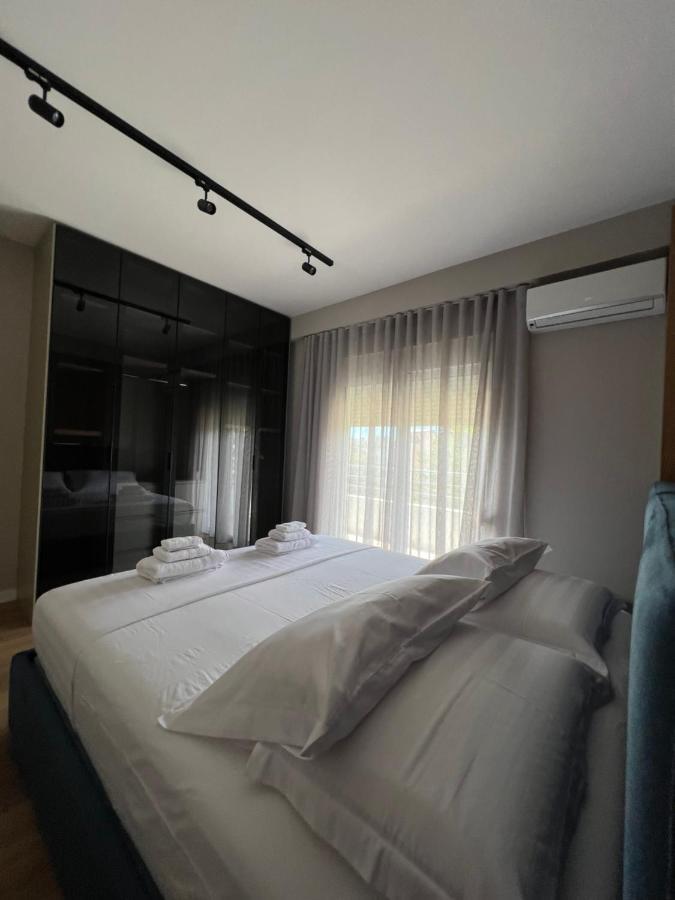 Coral Apartments Sarandë エクステリア 写真